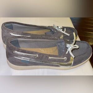 Sperry Women’s 8  starfish boat shoe grey cheetah metallic